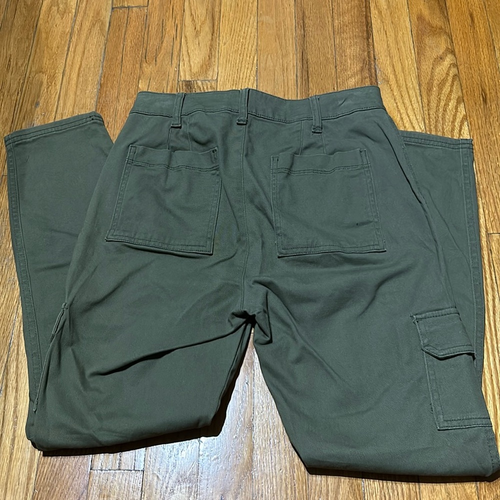 Green cargos